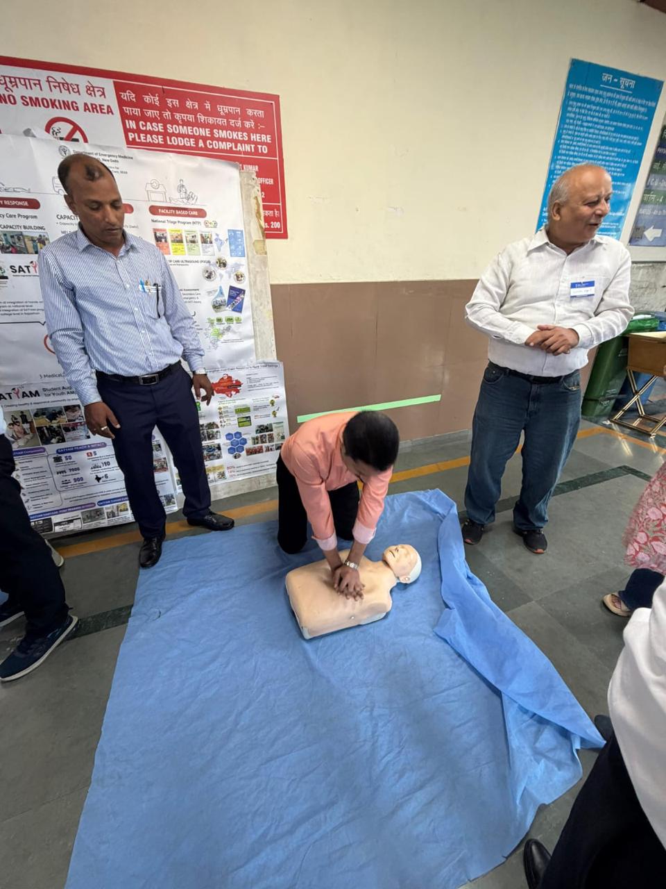 First aid workshop for community members